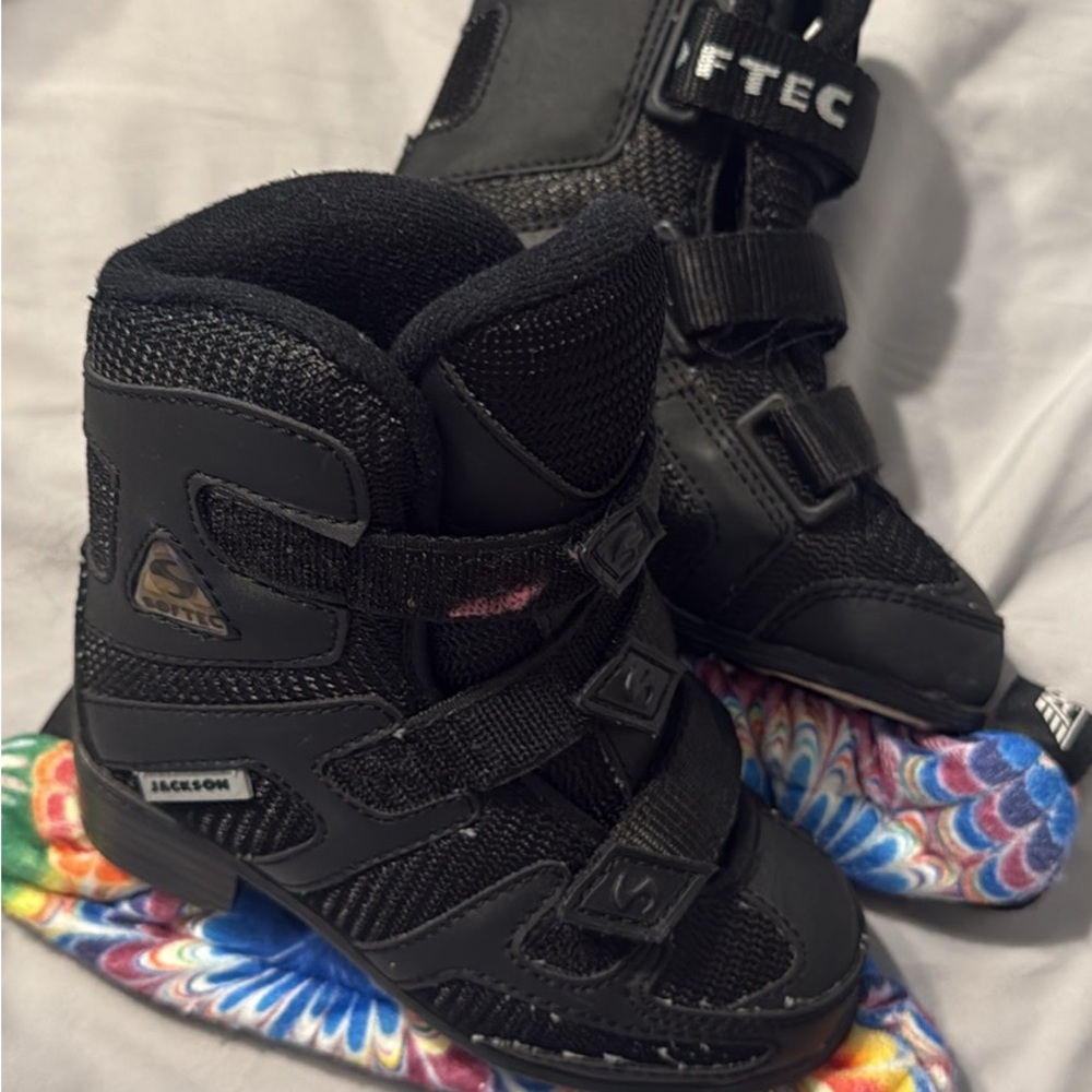 Jackson softec ice skates size j9